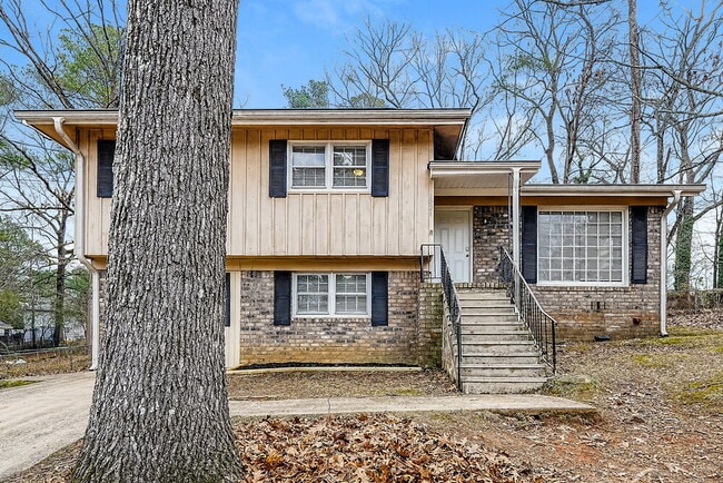 property at 1021 Dawn Dr