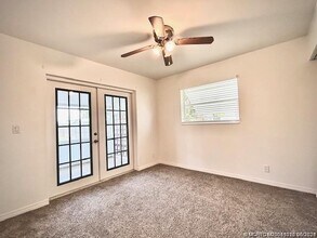 2387 SE Harrison St in Stuart, FL - Building Photo - Building Photo