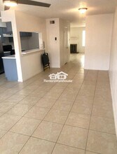 6456 Kentwick Dr in Houston, TX - Building Photo - Building Photo