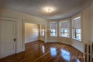 1144 Commonwealth Ave in Boston, MA - Building Photo