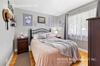 2471 Tourangeau Rd in Windsor, ON - Building Photo - Building Photo