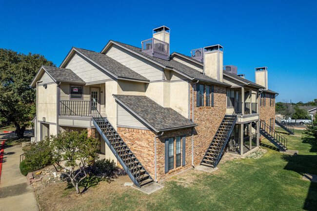 Quorum View Condominiums in Carrollton, TX - Building Photo - Primary Photo