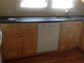 6433 Colby St in Oakland, CA - Building Photo - Building Photo