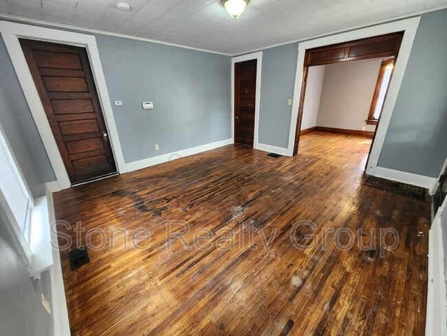 1027 7th Ave in Terre Haute, IN - Building Photo - Building Photo