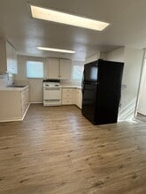 1327 Oriental Ave in Burley, ID - Building Photo - Building Photo