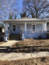 608 N Driver St in Durham, NC - Foto de edificio - Building Photo