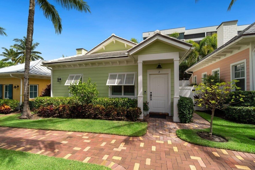 2225 S Ocean Blvd, Unit 1B-1027 in Delray Beach, FL - Building Photo