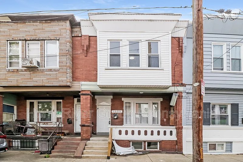 1439 S Marston St in Philadelphia, PA - Building Photo