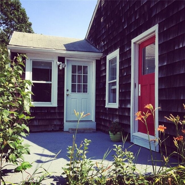 5-5 Cattail Dr in Westerly, RI - Building Photo - Building Photo