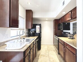 3500 N HAYDEN Rd in Scottsdale, AZ - Foto de edificio - Building Photo