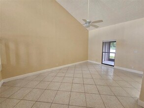 633 Deer Crk Lk Pt S Ln in Deerfield Beach, FL - Building Photo - Building Photo