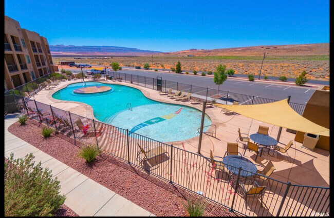 5160 W Villas North Dr, Unit #6-210 in Hurricane, UT - Building Photo - Building Photo