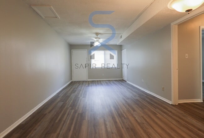 3300 College St in College Park, GA - Building Photo - Building Photo