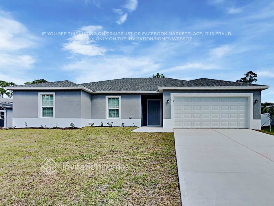 256 Gardner Rd SW in Palm Bay, FL - Building Photo