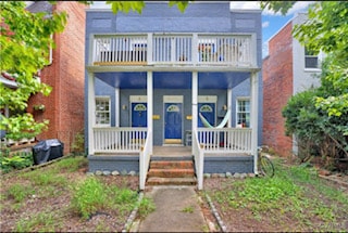 2111 Maplewood Ave