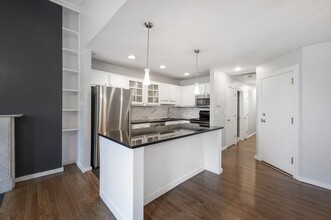 109 Beacon St in Boston, MA - Building Photo - Building Photo
