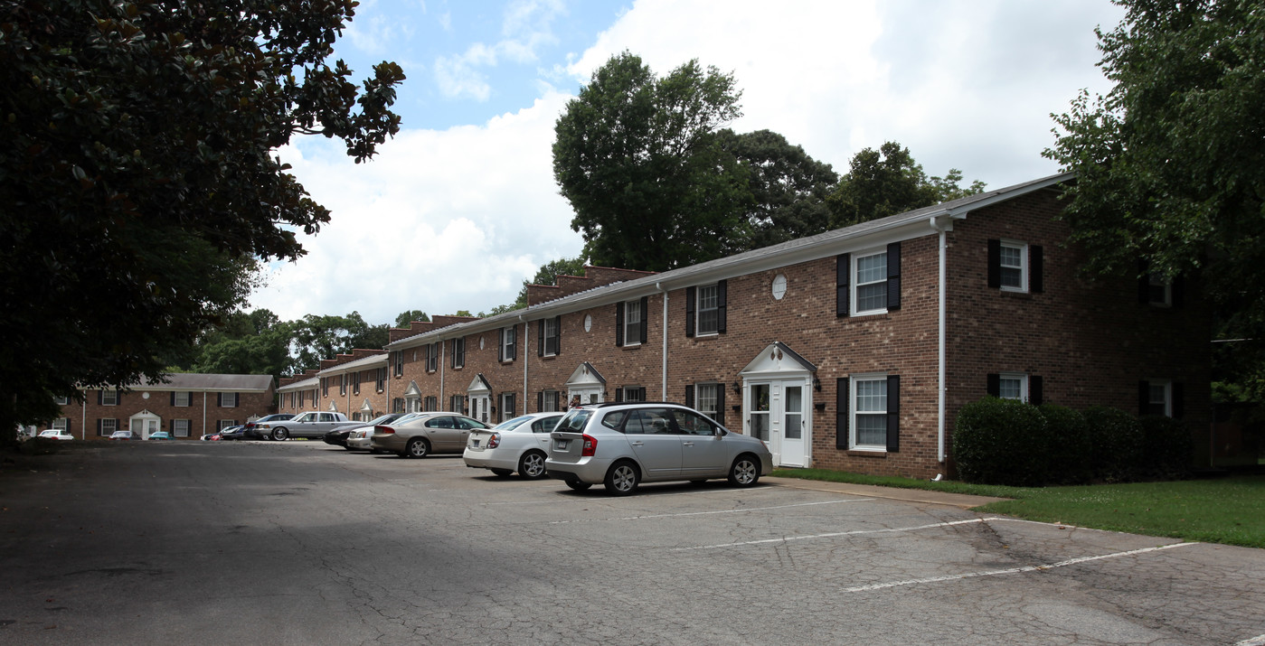 Chatmoss Apartments in Reidsville, NC - Foto de edificio