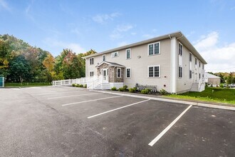 351 Summer St in Abington, MA - Building Photo - Building Photo