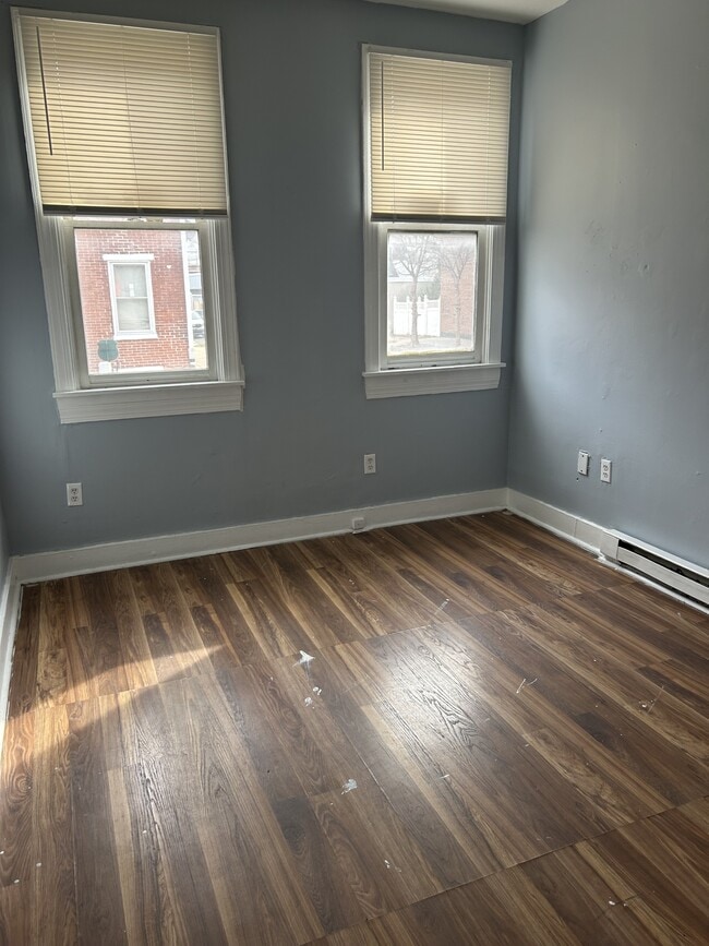 831 Kirkwood St in Wilmington, DE - Building Photo - Building Photo