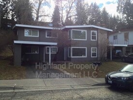 1745-1747 NE Wheatland Dr in Pullman, WA - Building Photo