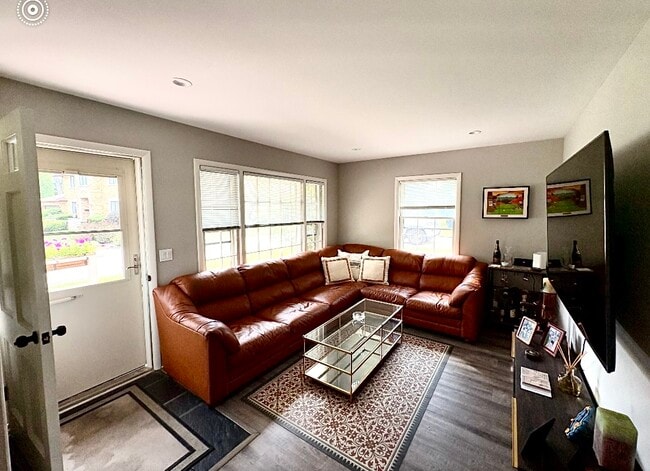 104 Michigan Ave in Highwood, IL - Building Photo - Building Photo