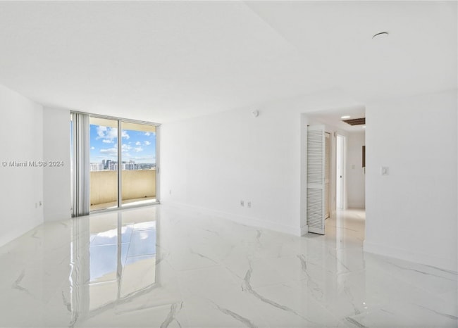 property at 19501 W Country Club Dr