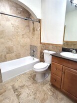 1016 71st St in Miami Beach, FL - Building Photo