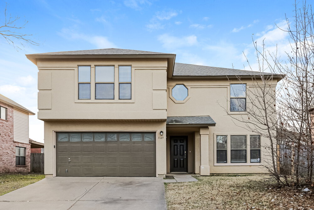 3149 Pine Valley Dr, Unit 140 in Grand Prairie, TX - Building Photo