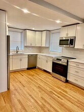 174 Bayswater St in Boston, MA - Building Photo - Building Photo