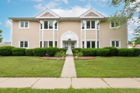 property at 2067 Cliff Alex Ct S