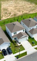2143 Charming Ave in Davenport, FL - Building Photo
