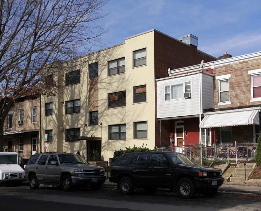 907 Euclid St NW in Washington, DC - Building Photo