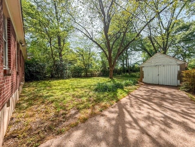 3443 Douglass Ave in Memphis, TN - Building Photo - Building Photo