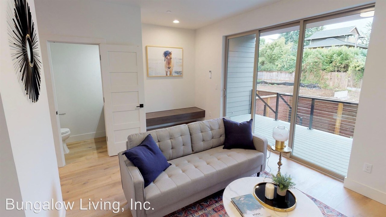 3412 NE Rodney Ave in Portland, OR - Building Photo