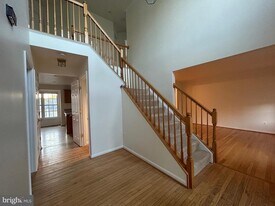 13552 Wyecrosse Ct in Linton Hall, VA - Building Photo