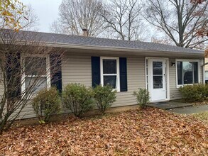 2719 Cranston Dr in Louisville, KY - Building Photo - Building Photo