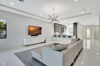 13117 Faberge Pl in Palm Beach Gardens, FL - Building Photo - Building Photo