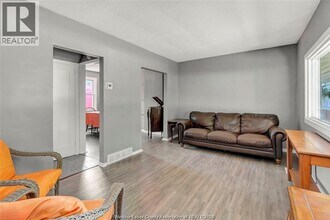 1786 Durham Pl in Windsor, ON - Building Photo - Building Photo