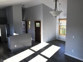442 Marshall Dr, Unit 442B Marshall Dr in Walnut Creek, CA - Building Photo