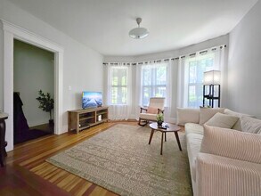 138 Mansfield St in New Haven, CT - Building Photo - Building Photo