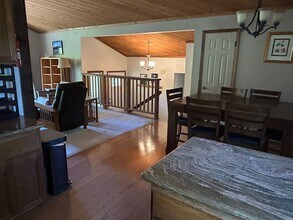 11296 Bobolink Way in Auburn, CA - Building Photo - Building Photo