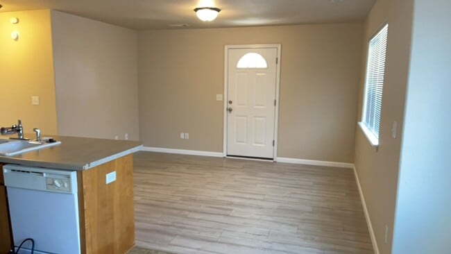 3161 Juniper Ridge Dr in Medford, OR - Building Photo - Building Photo