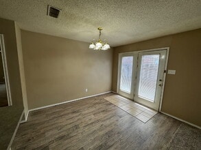 2322 78th St in Lubbock, TX - Building Photo - Building Photo