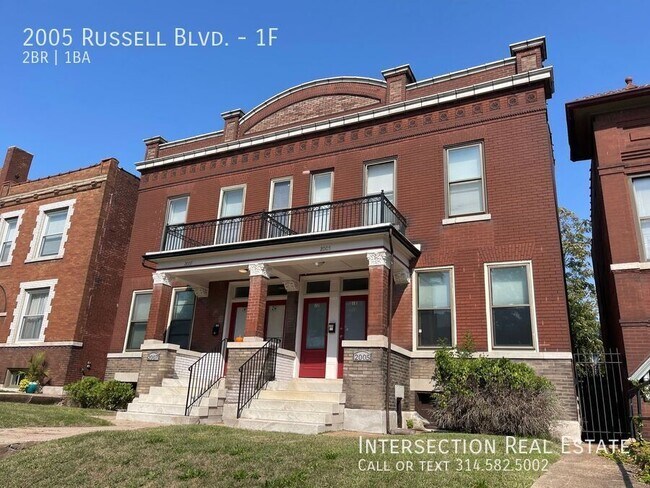 2005 Russell Blvd in St. Louis, MO - Building Photo - Building Photo