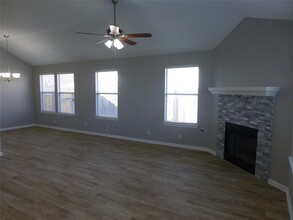 570 Atlantis in Kyle, TX - Building Photo - Building Photo