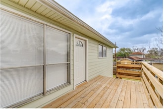 6603 Narcissus St, Unit Apartment in Houston, TX - Foto de edificio - Building Photo