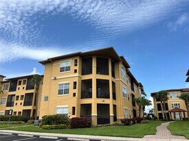4305 Bayside Village Dr in Tampa, FL - Building Photo