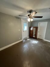 259 Walton Ave in San Antonio, TX - Building Photo - Building Photo