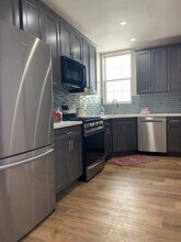 4236 Cleveland Ave, Unit 2 in San Diego, CA - Foto de edificio - Building Photo