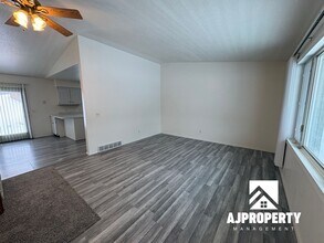 5801 W Coughran Ct in Sioux Falls, SD - Building Photo - Building Photo